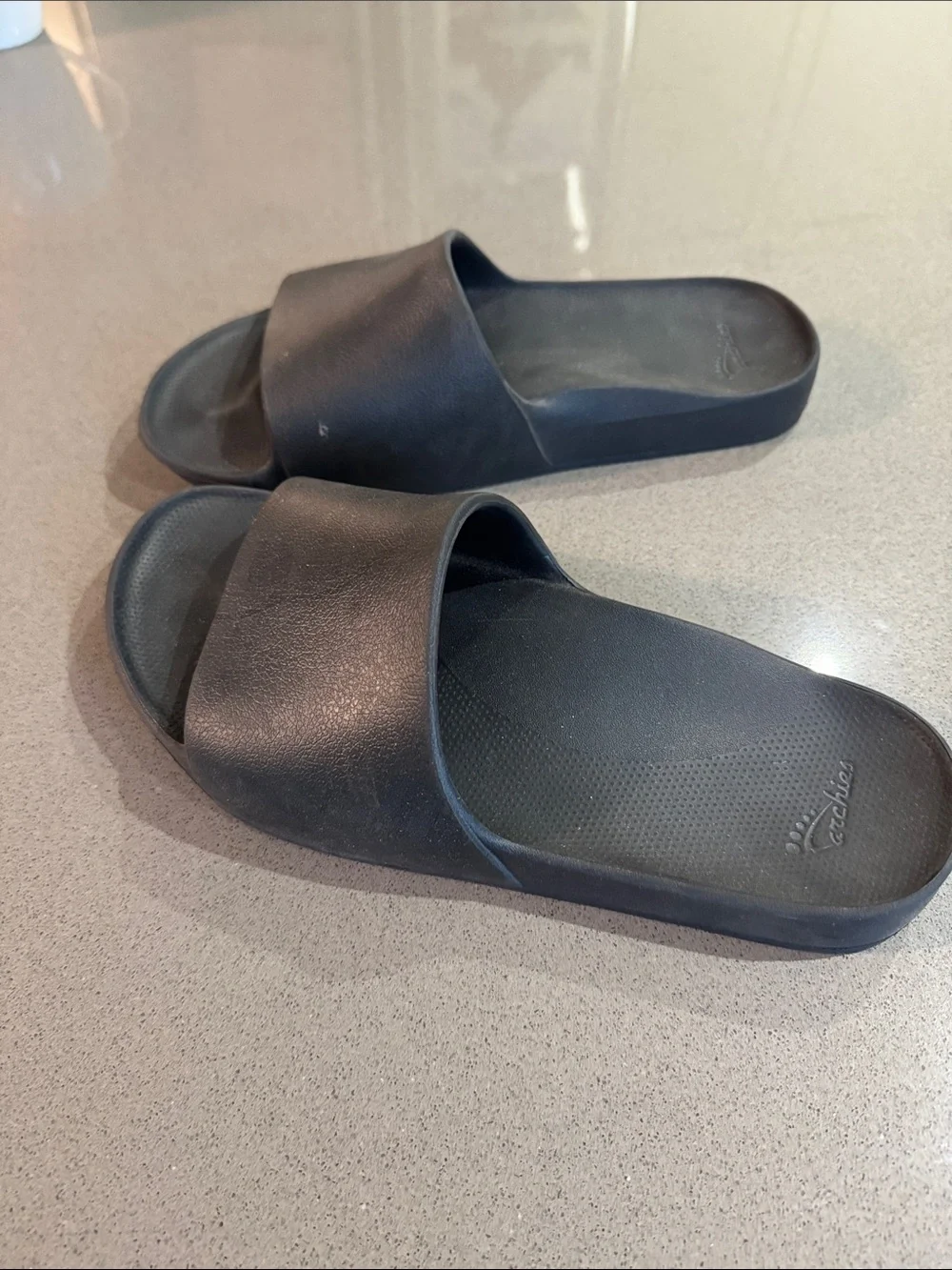 Archie’s Men's Black Slide Sandals Size 10-10.5